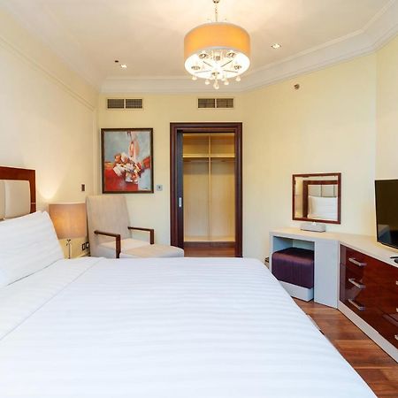 Royal Club By Rvhr, Grandeur Residence Crescent Palm Jumeirah Dubai Buitenkant foto