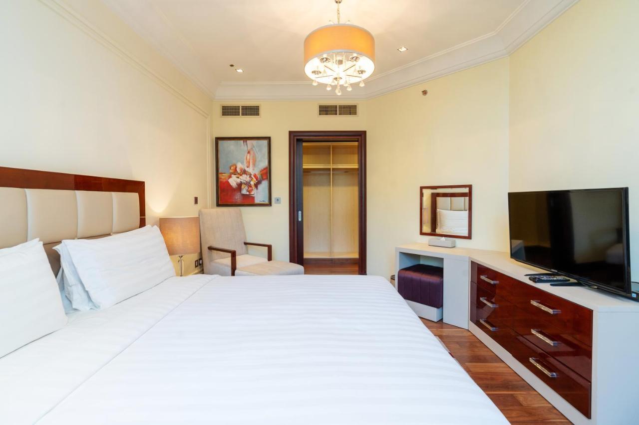 Royal Club By Rvhr, Grandeur Residence Crescent Palm Jumeirah Dubai Buitenkant foto