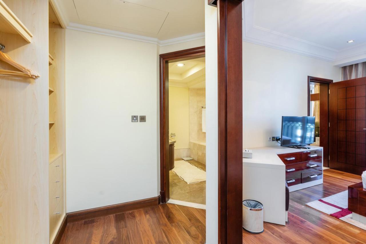 Royal Club By Rvhr, Grandeur Residence Crescent Palm Jumeirah Dubai Buitenkant foto