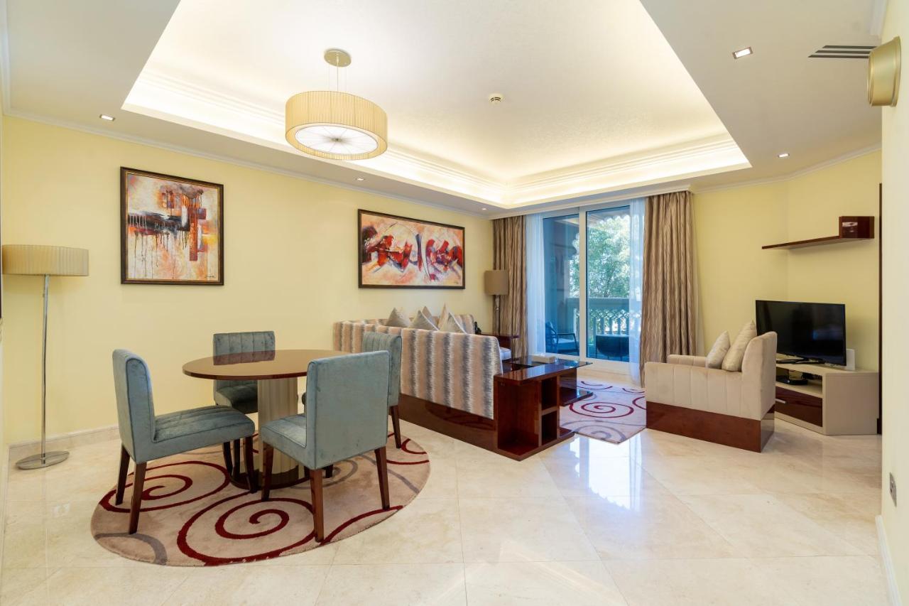 Royal Club By Rvhr, Grandeur Residence Crescent Palm Jumeirah Dubai Buitenkant foto