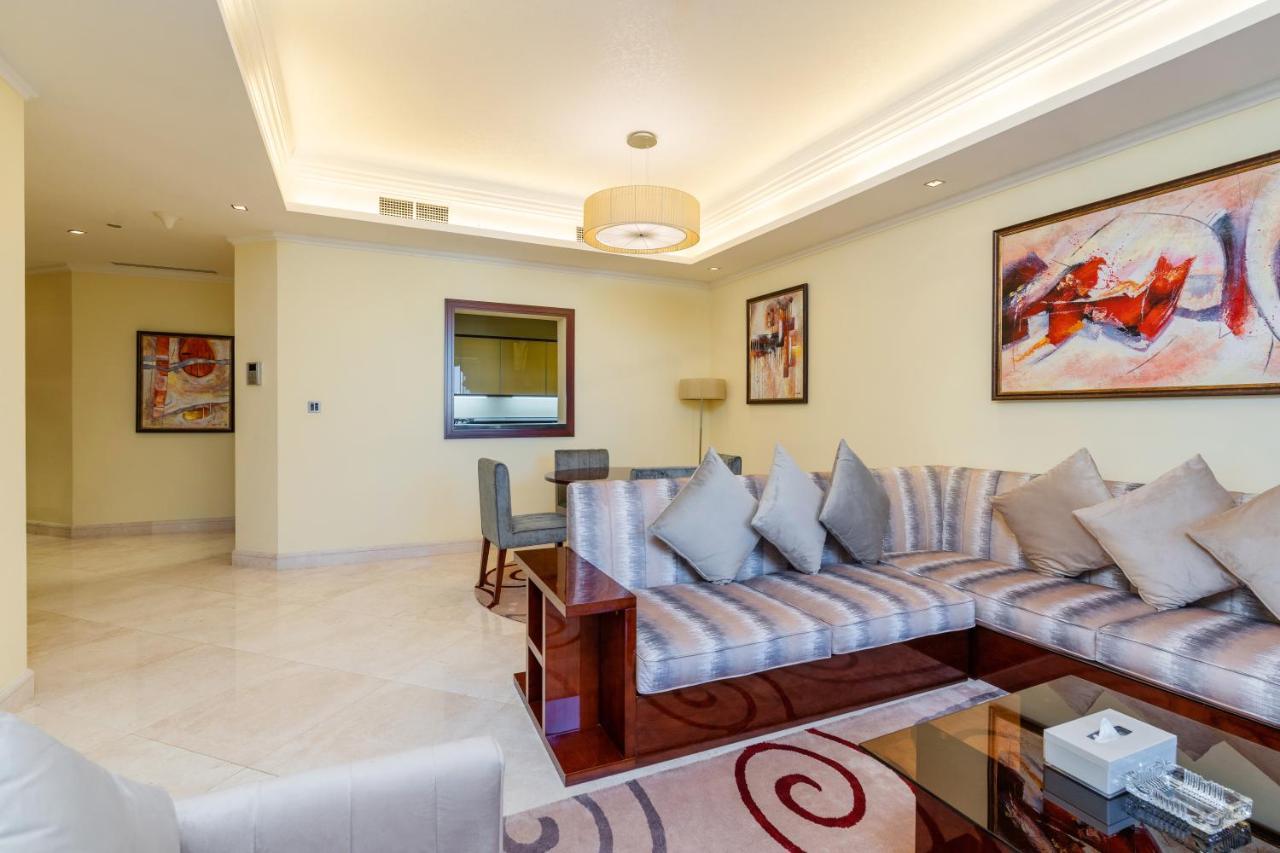 Royal Club By Rvhr, Grandeur Residence Crescent Palm Jumeirah Dubai Buitenkant foto