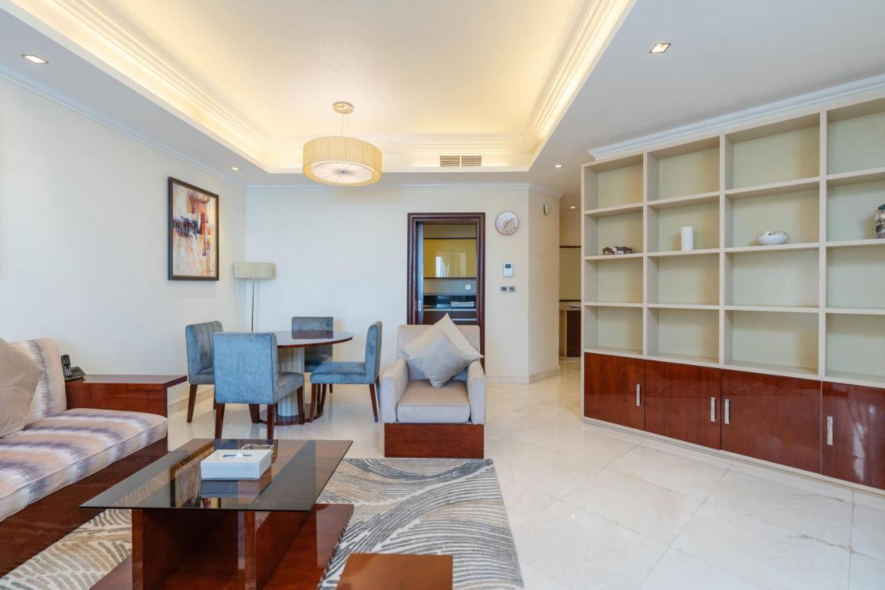 Royal Club By Rvhr, Grandeur Residence Crescent Palm Jumeirah Dubai Buitenkant foto