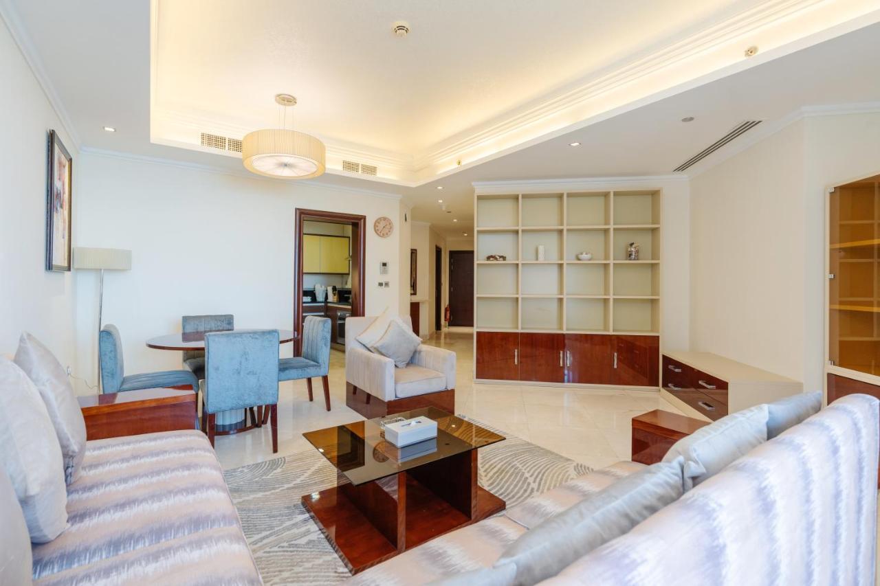 Royal Club By Rvhr, Grandeur Residence Crescent Palm Jumeirah Dubai Buitenkant foto